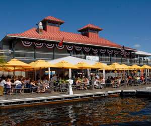 Diners enjoy the view at Splash